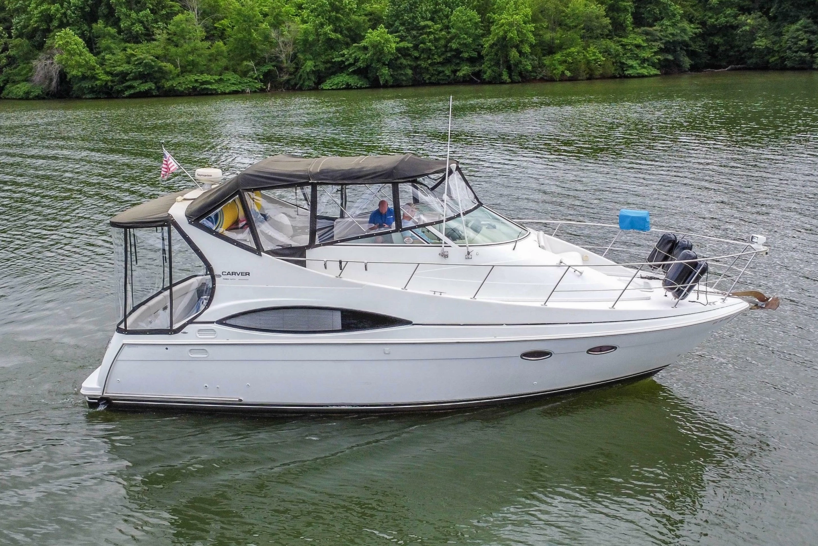 2002 Carver 350 Mariner