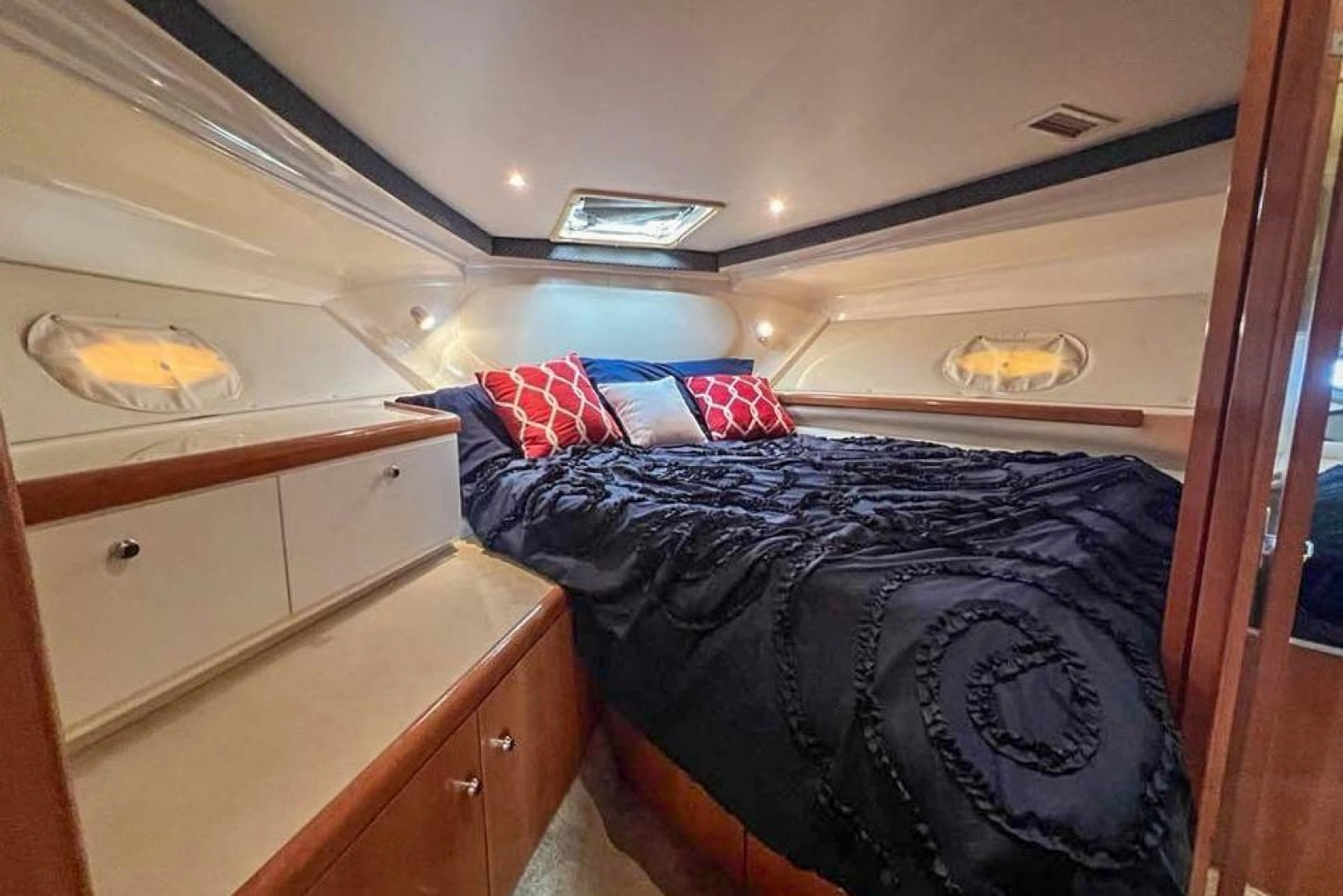 2002 Carver 350 Mariner