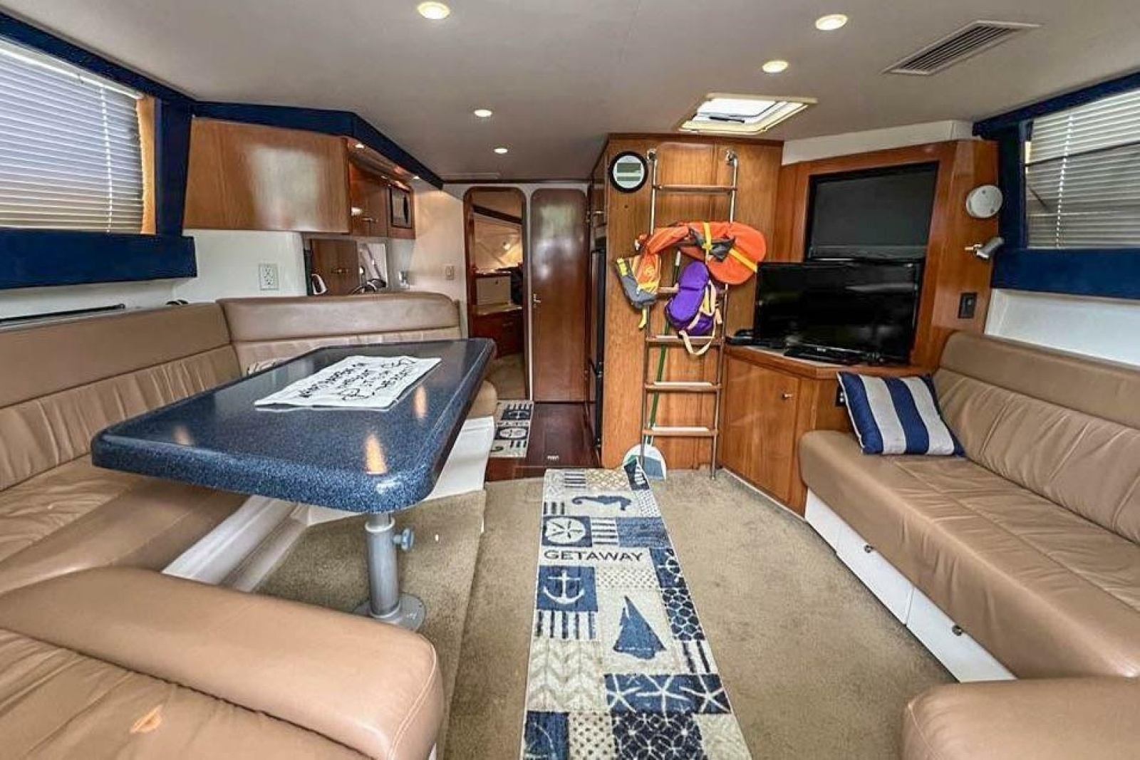 2002 Carver 350 Mariner