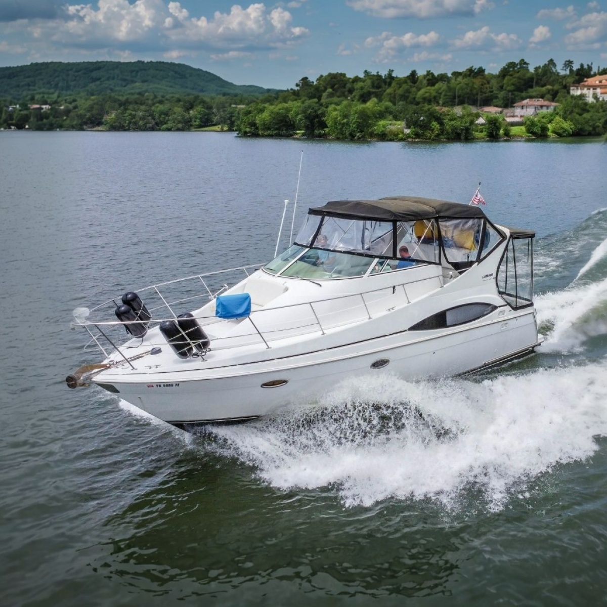 2002 Carver 350 Mariner