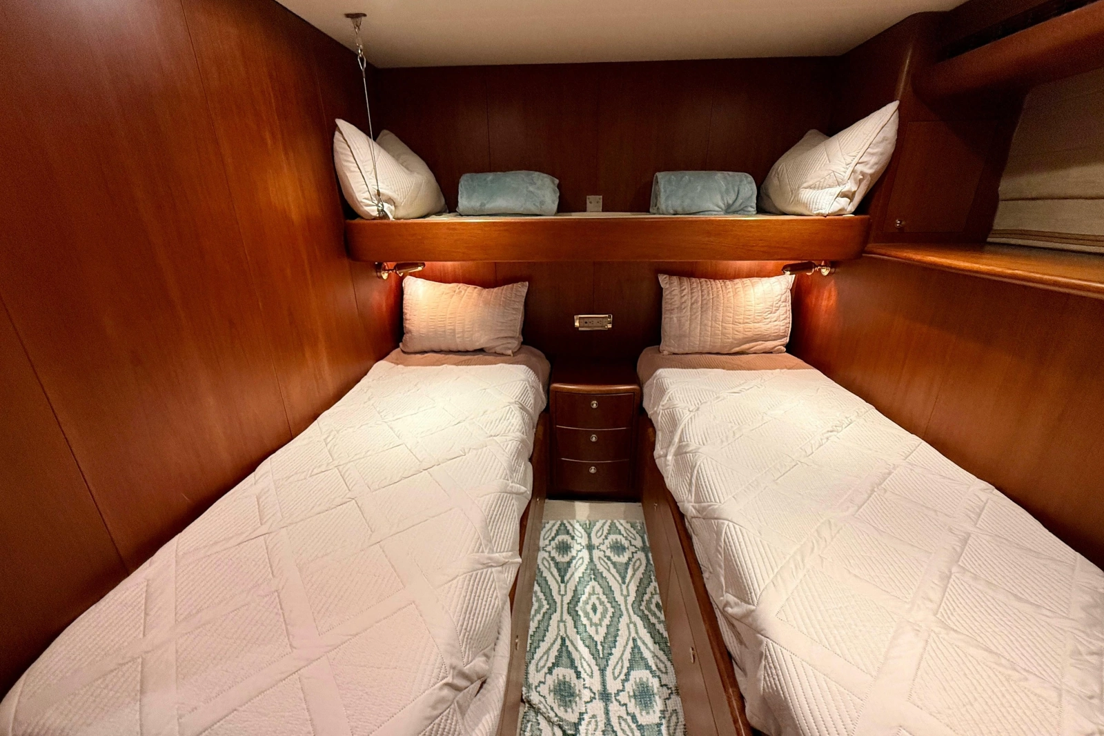 2002 Cheoy Lee 72 Raised Pilot House Motor Yacht