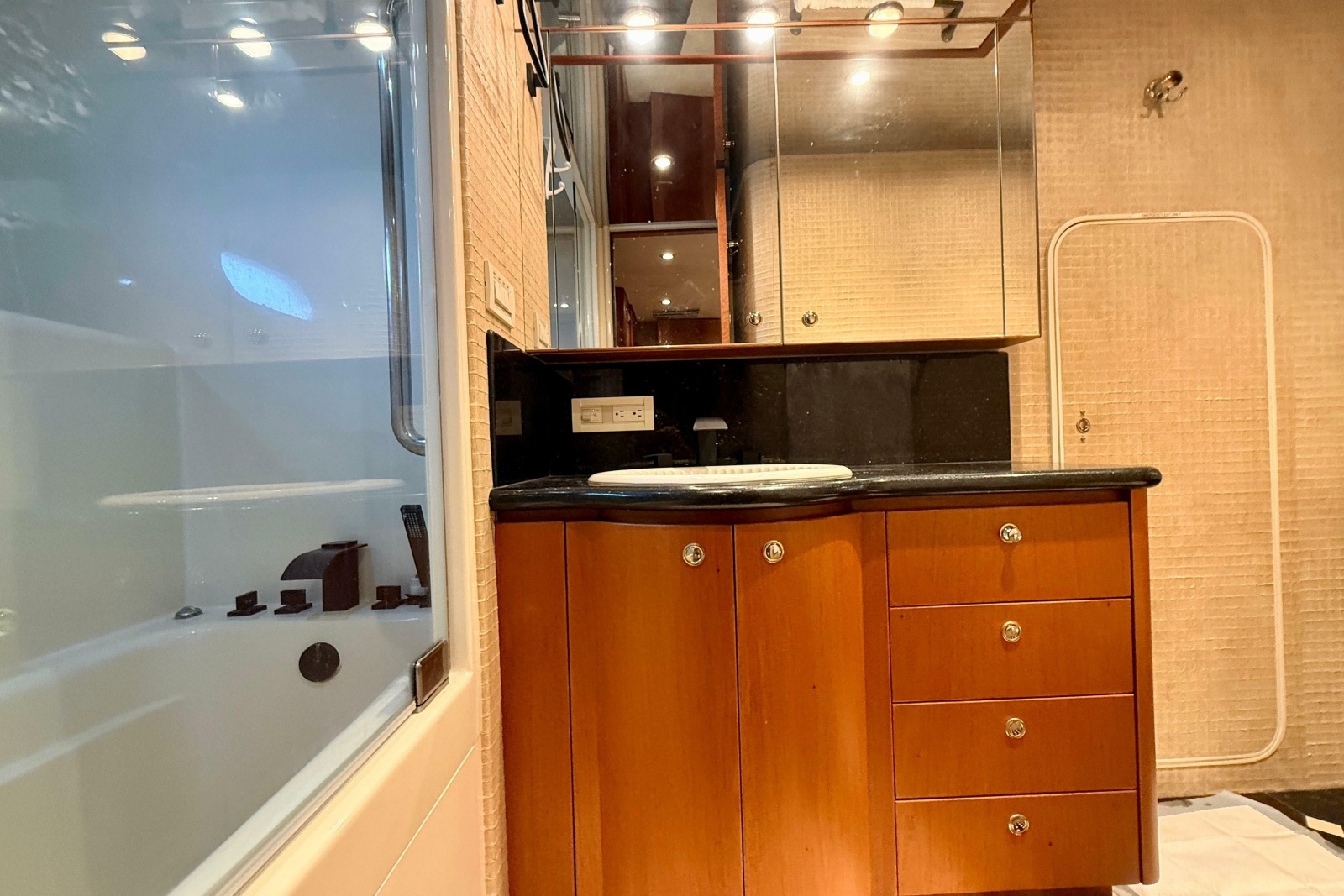 2002 Cheoy Lee 72 Raised Pilot House Motor Yacht