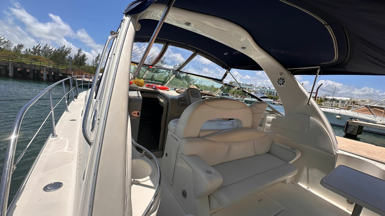 2002 Sea Ray 410 Express Cruiser