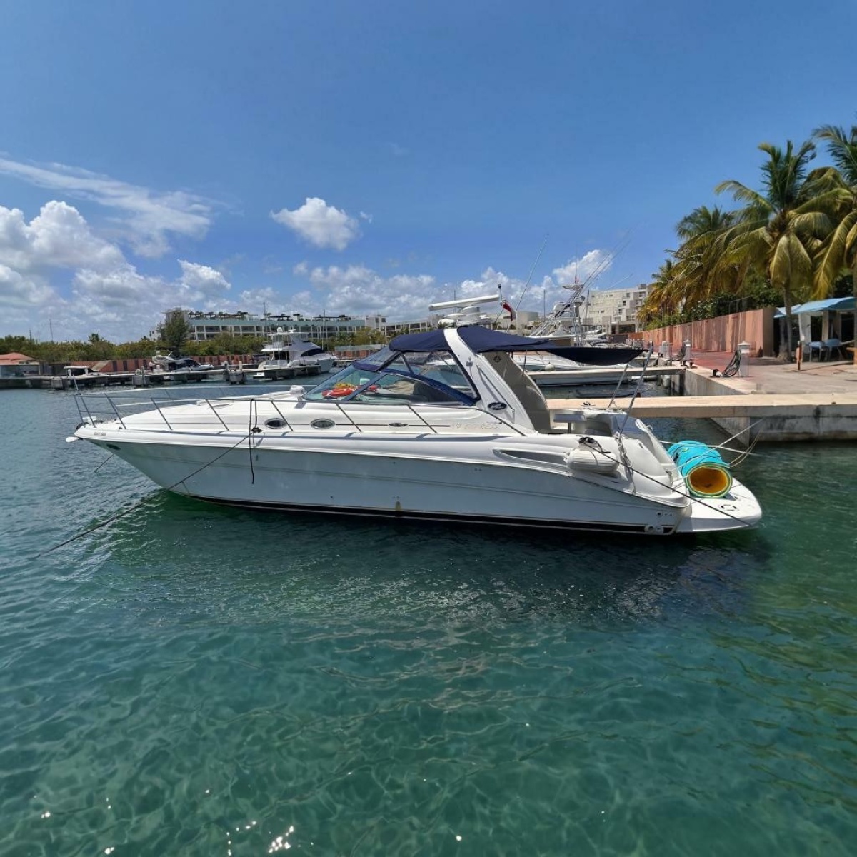 2002 Sea Ray 410 Express Cruiser