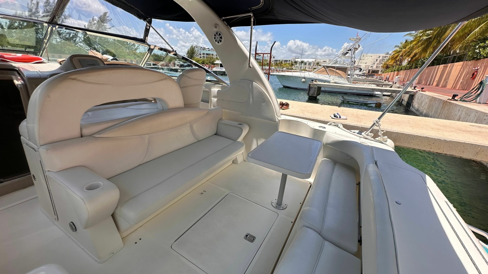 2002 Sea Ray 410 Express Cruiser