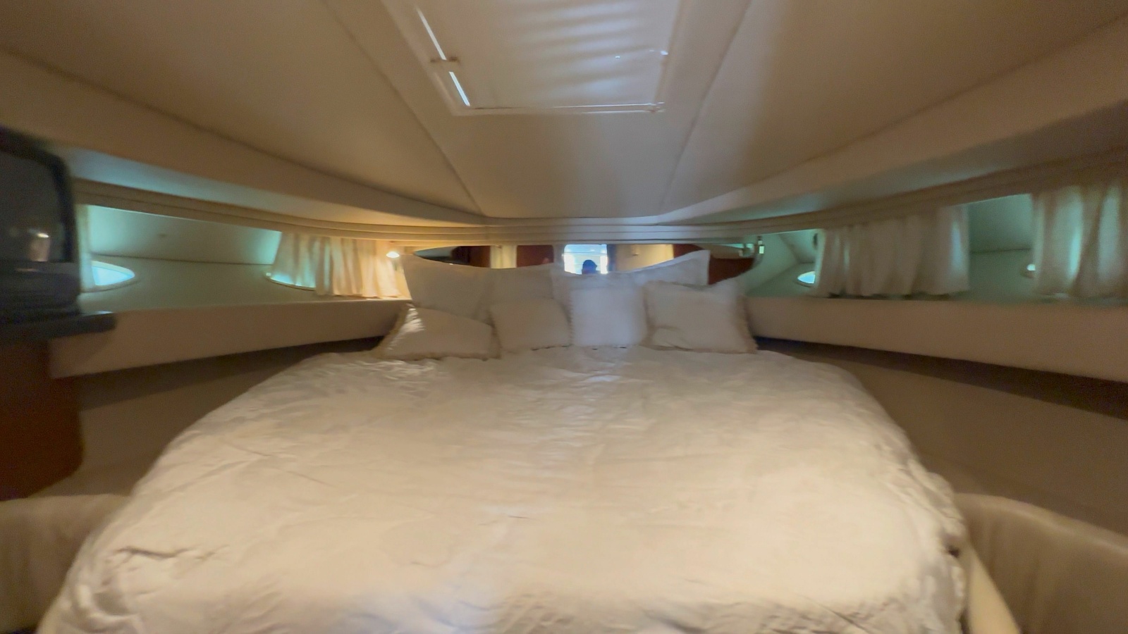 2002 Sea Ray 410 Express Cruiser