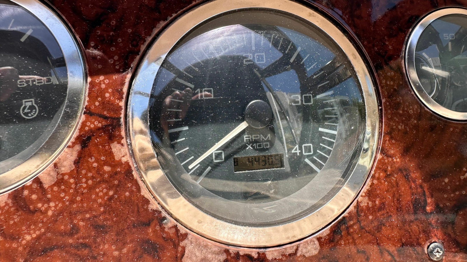2002 Sea Ray 410 Express Cruiser