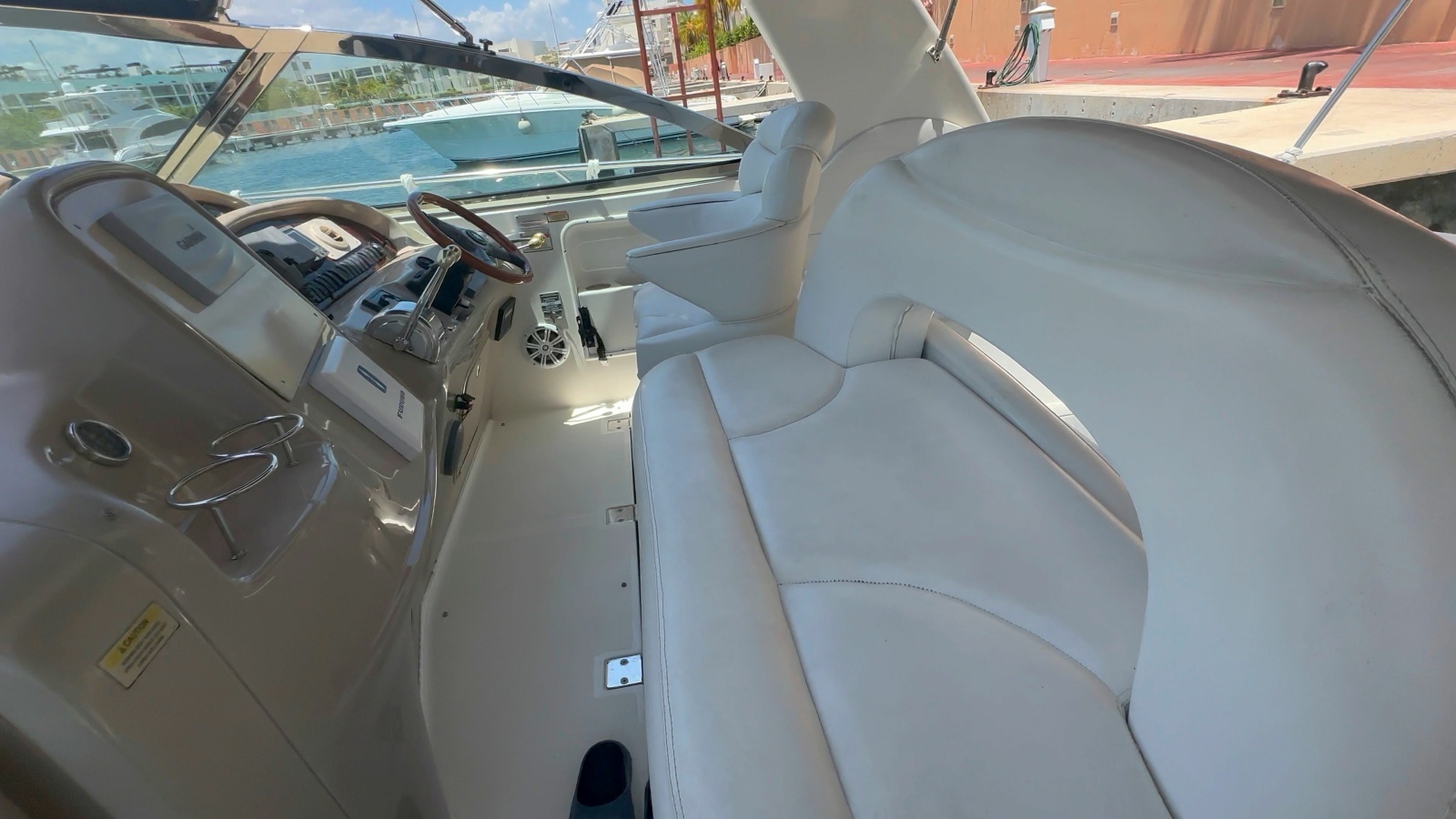 2002 Sea Ray 410 Express Cruiser