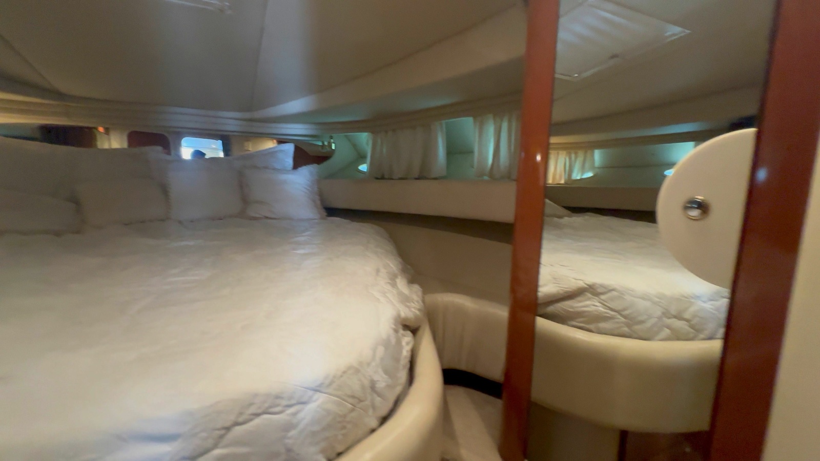 2002 Sea Ray 410 Express Cruiser