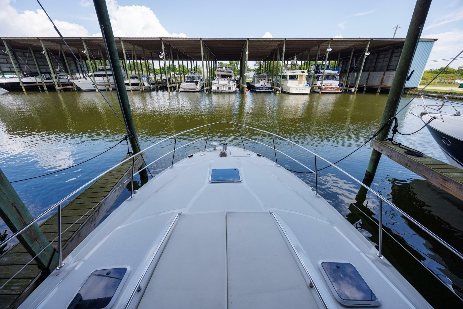 2002 Sea Ray 410 Express Cruiser