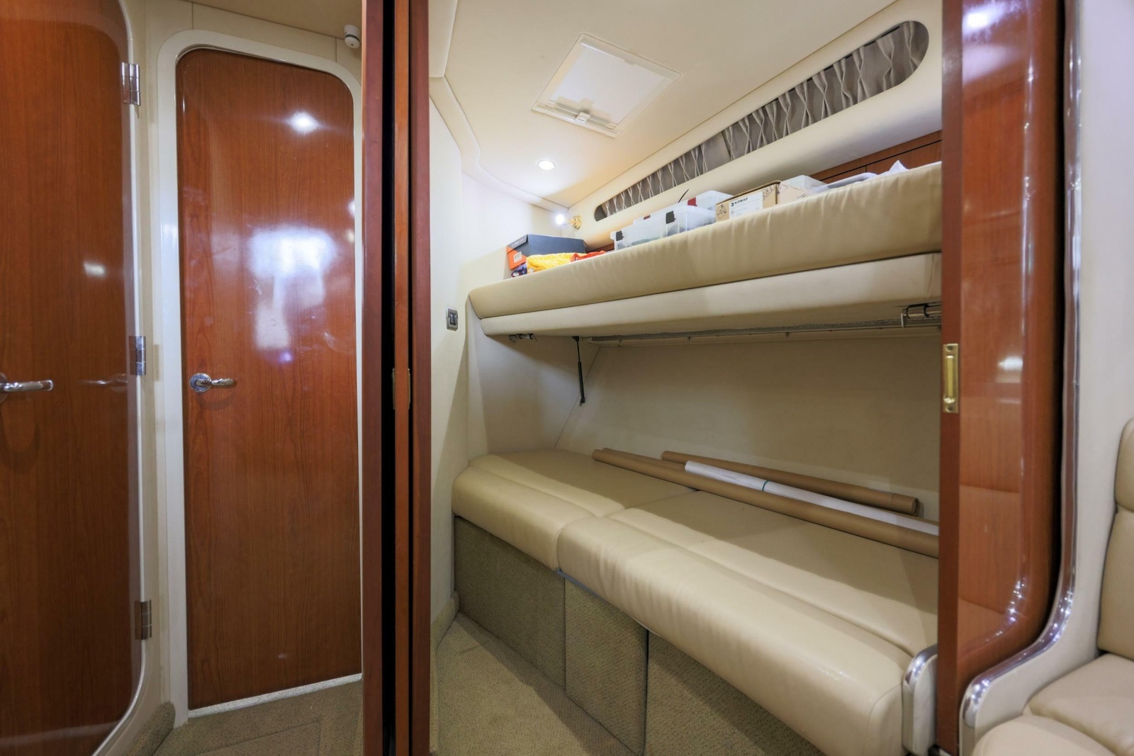 2002 Sea Ray 410 Express Cruiser