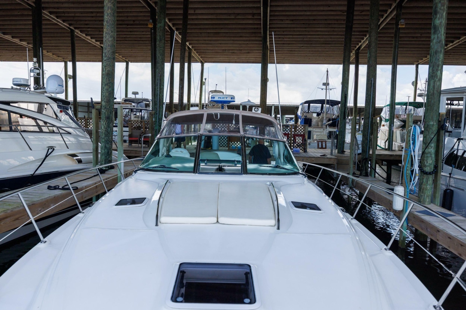 2002 Sea Ray 410 Express Cruiser