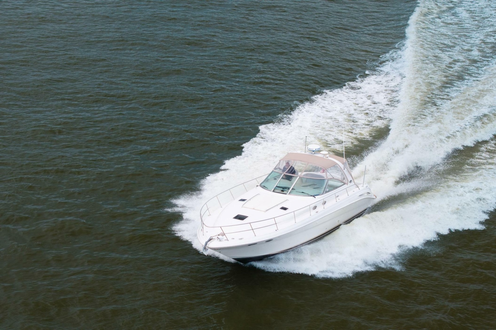 2002 Sea Ray 410 Express Cruiser