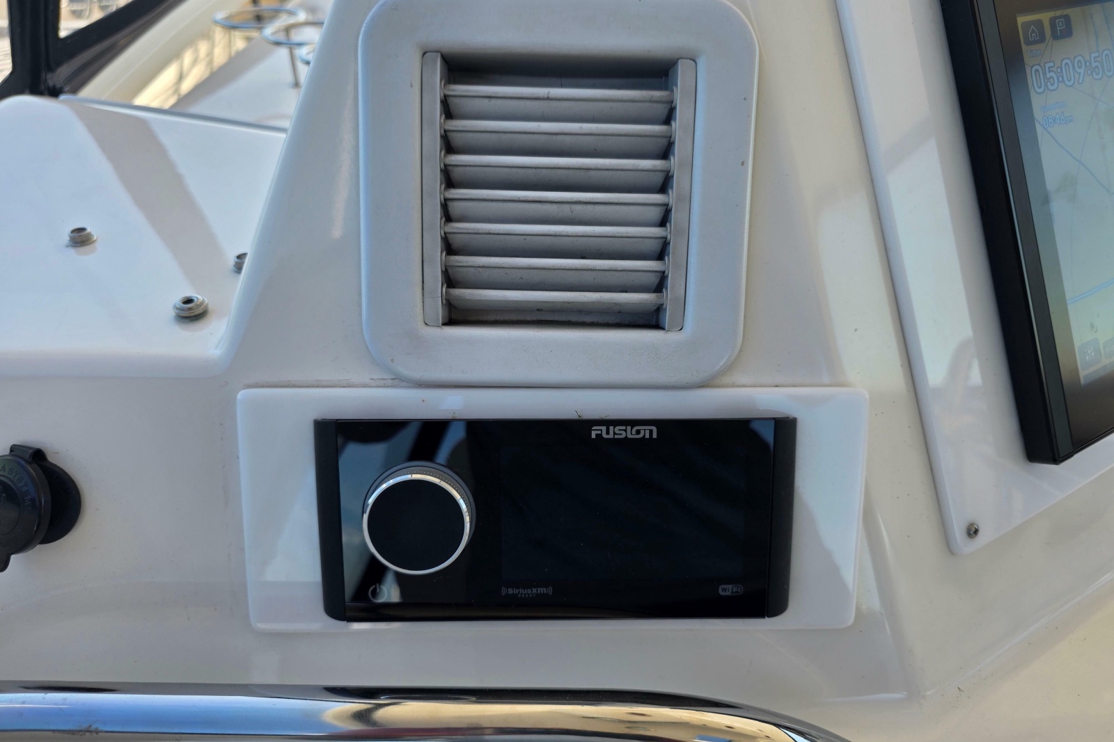 2002 Sea Ray 560 Sedan Bridge