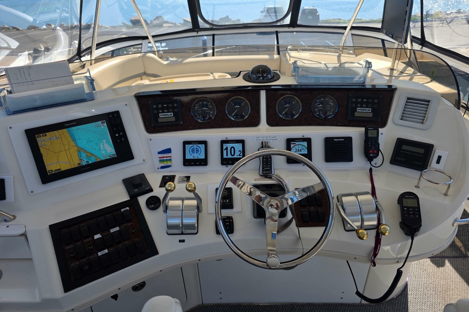 2002 Sea Ray 560 Sedan Bridge