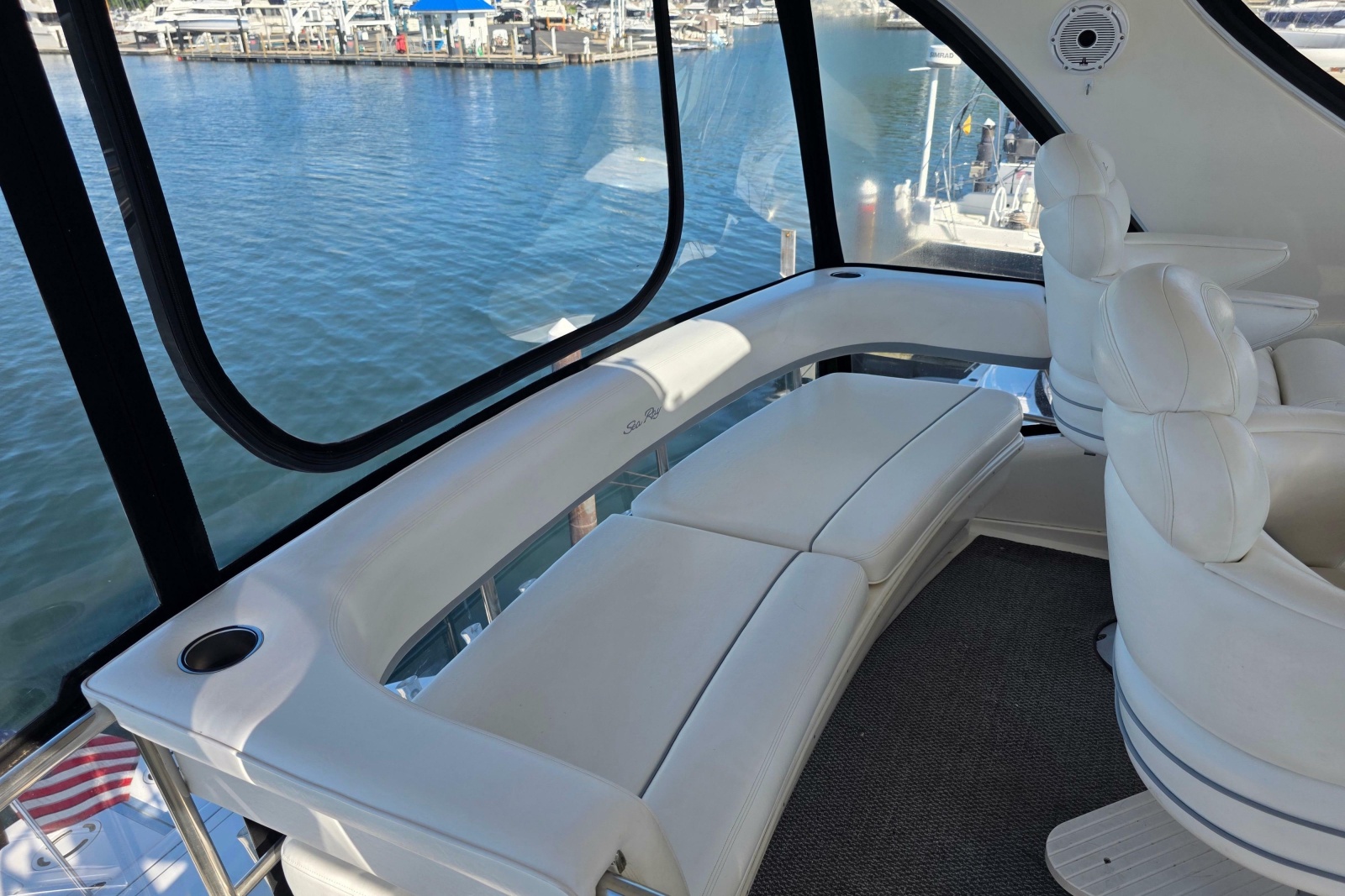 2002 Sea Ray 560 Sedan Bridge