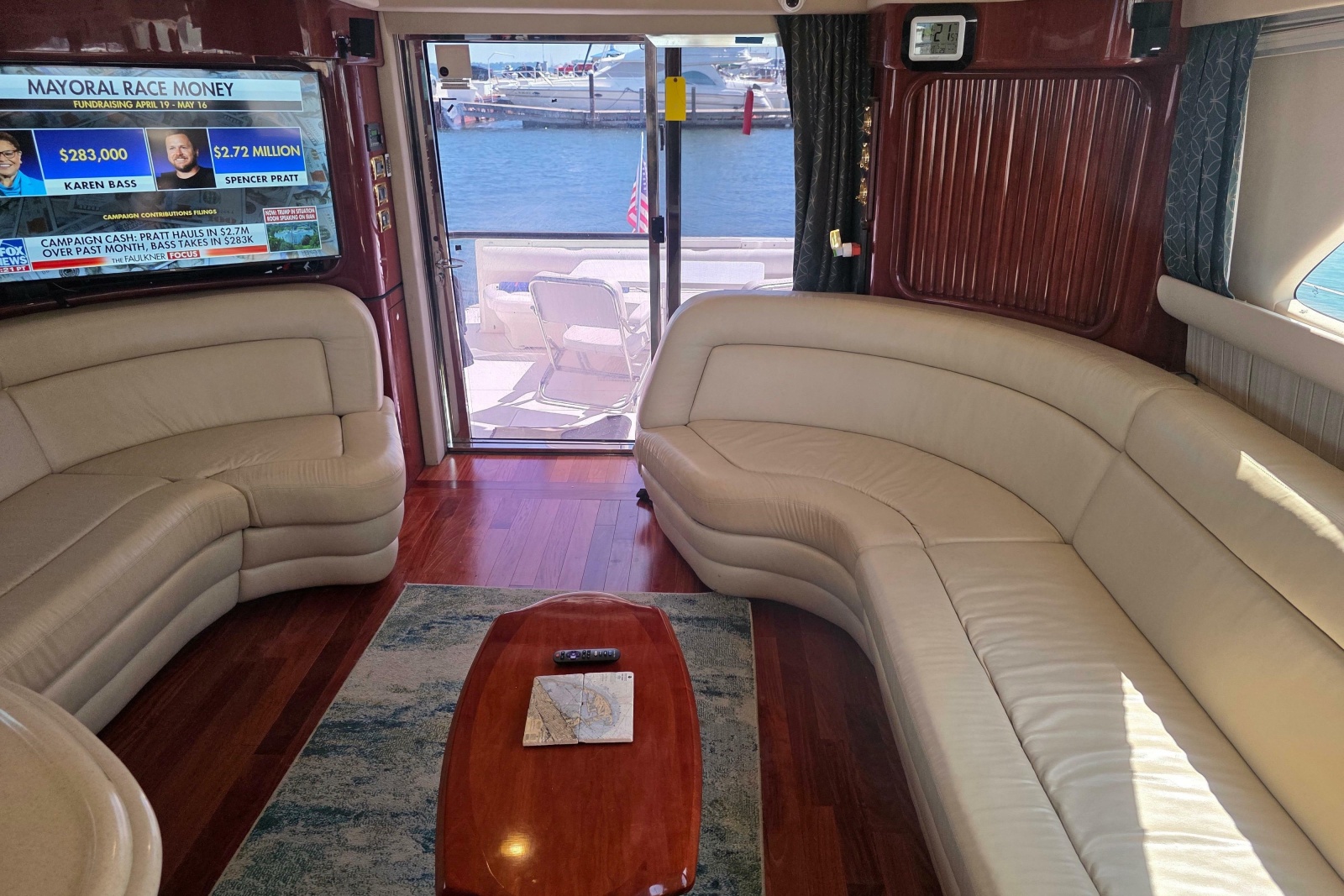 2002 Sea Ray 560 Sedan Bridge