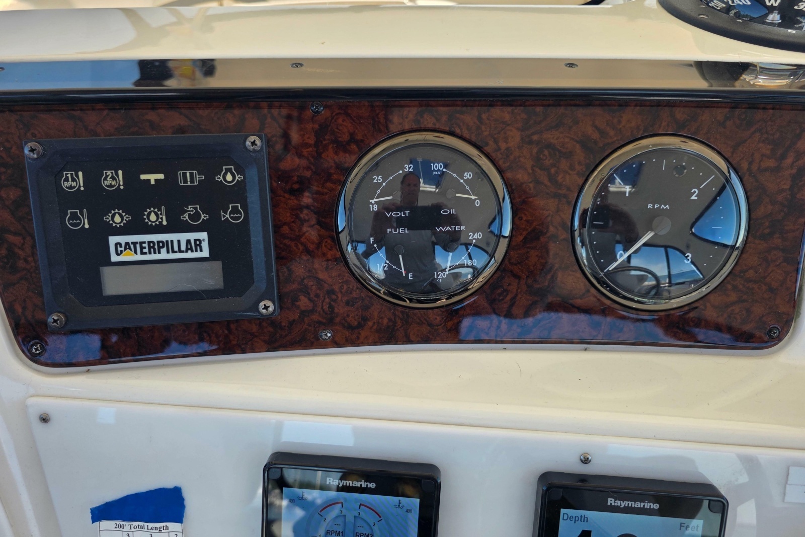 2002 Sea Ray 560 Sedan Bridge