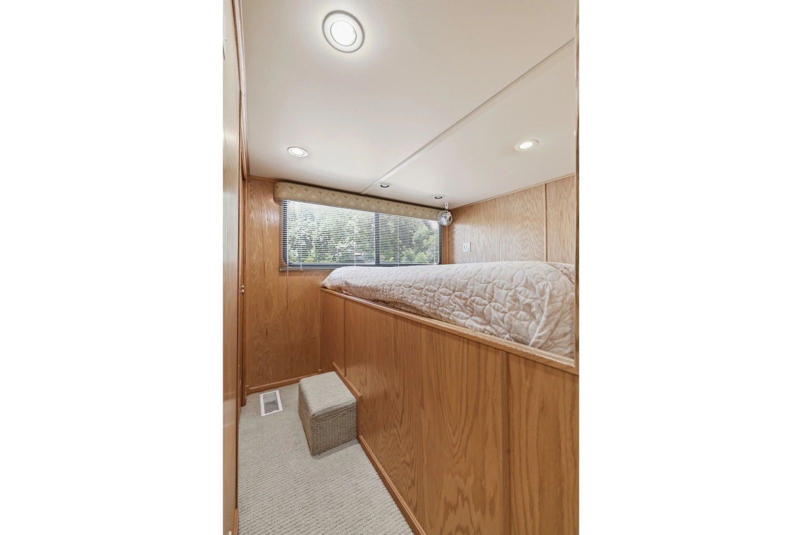 2002 Sumerset 75x16