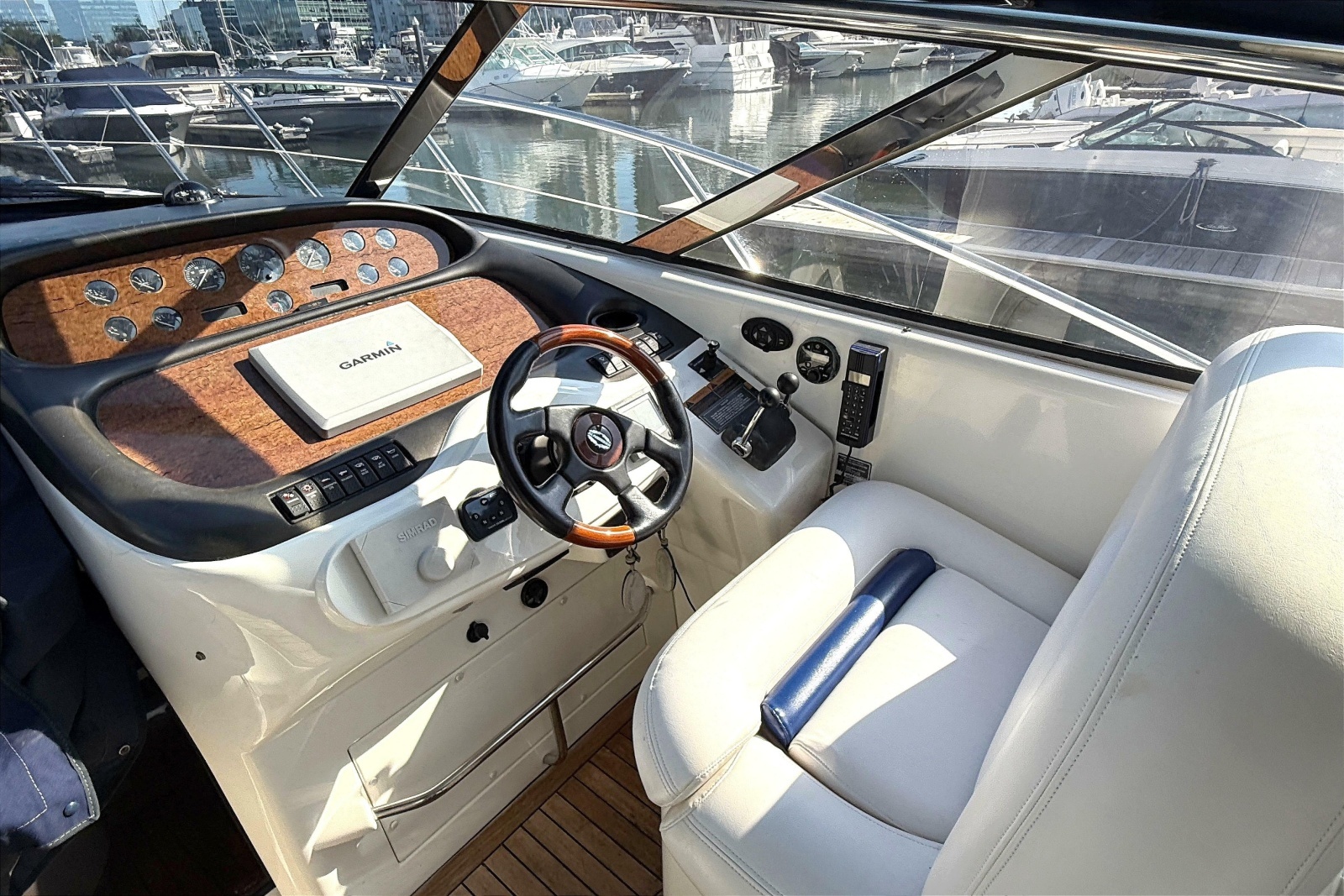 2002 Sunseeker Camargue 44