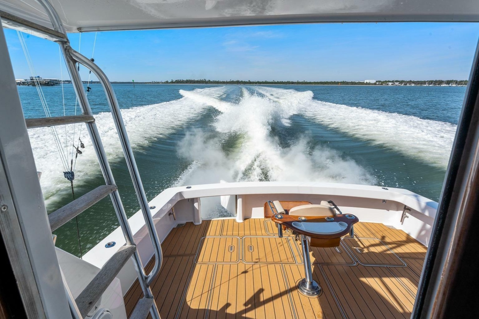 2002 Viking 61 Convertible