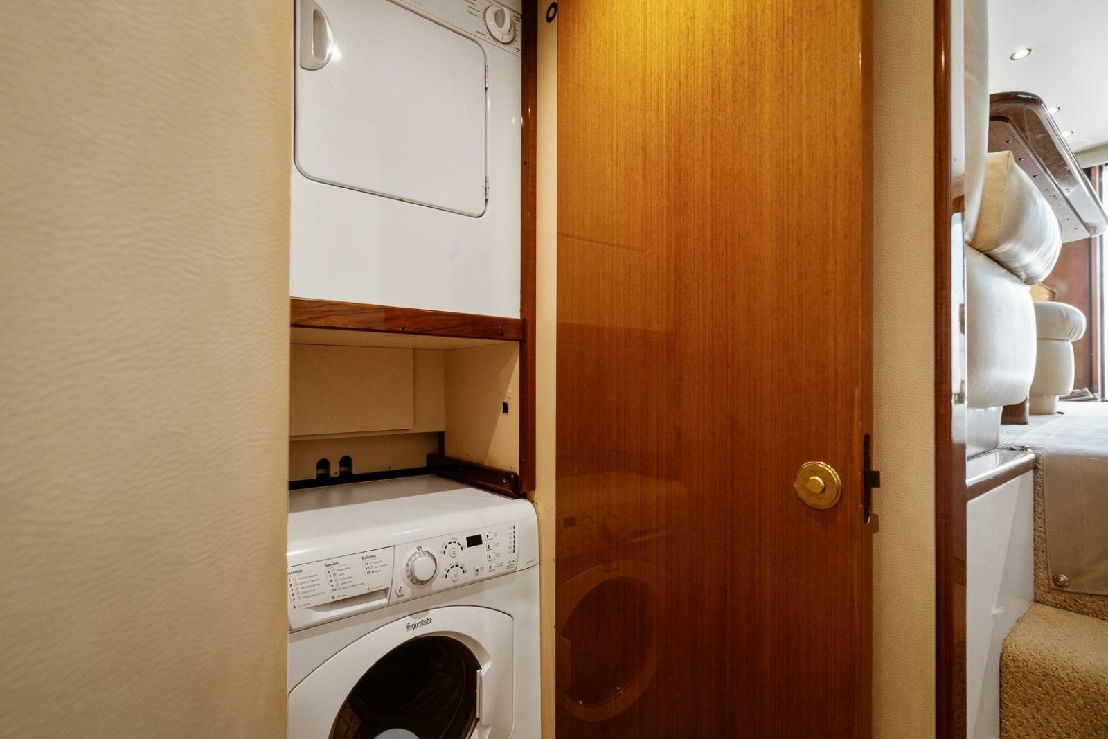 2002 Viking 61 Convertible