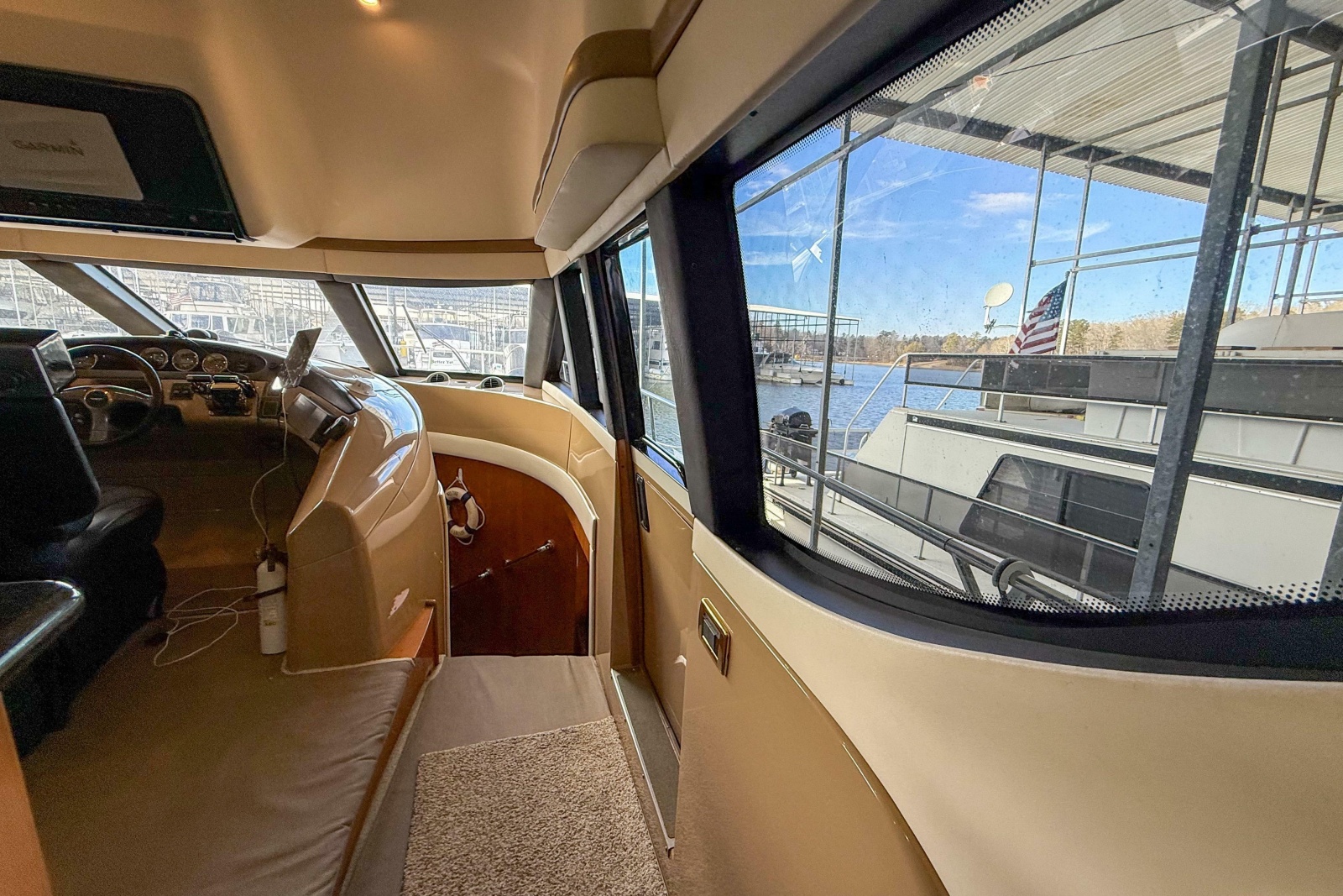 2001 Carver 570 Voyager Pilothouse