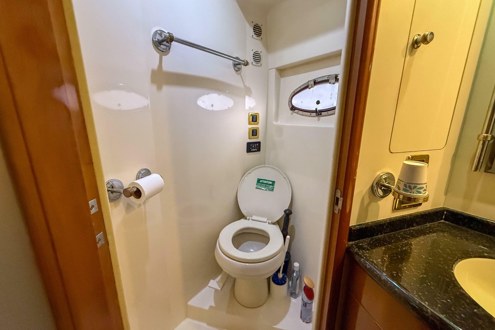 2001 Carver 570 Voyager Pilothouse
