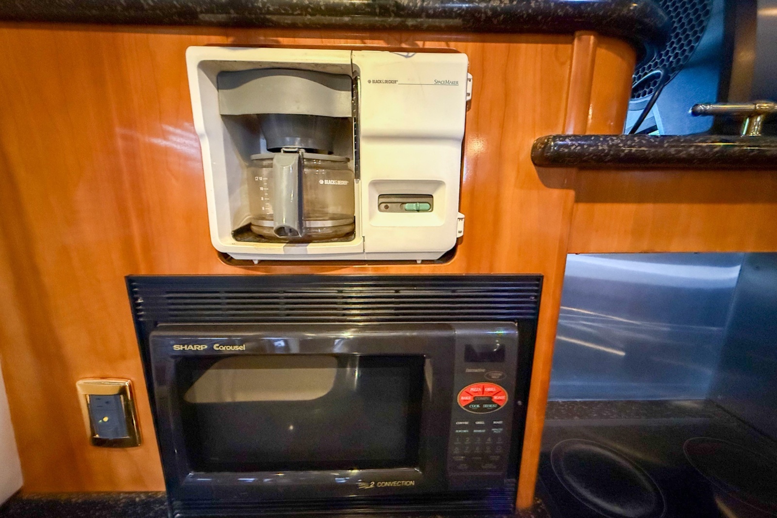 2001 Carver 570 Voyager Pilothouse