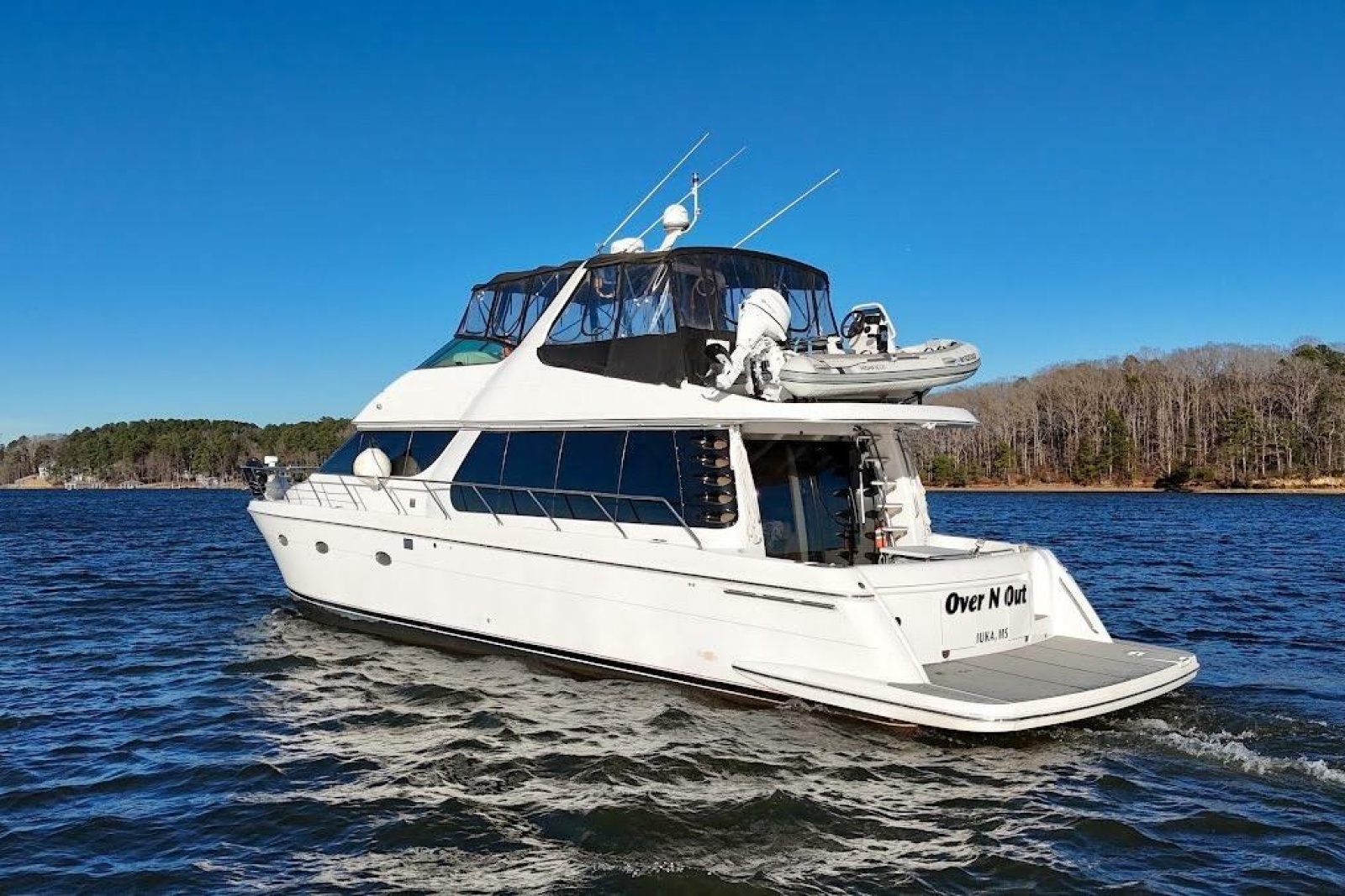 2001 Carver 570 Voyager Pilothouse