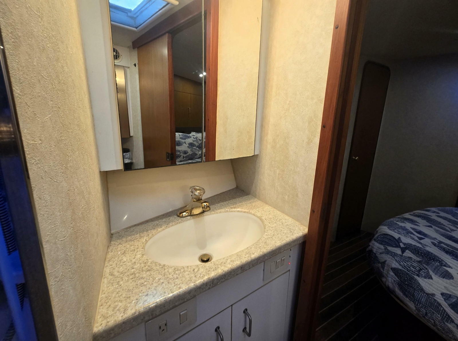 2001 Ocean Yachts 43 Super Sport