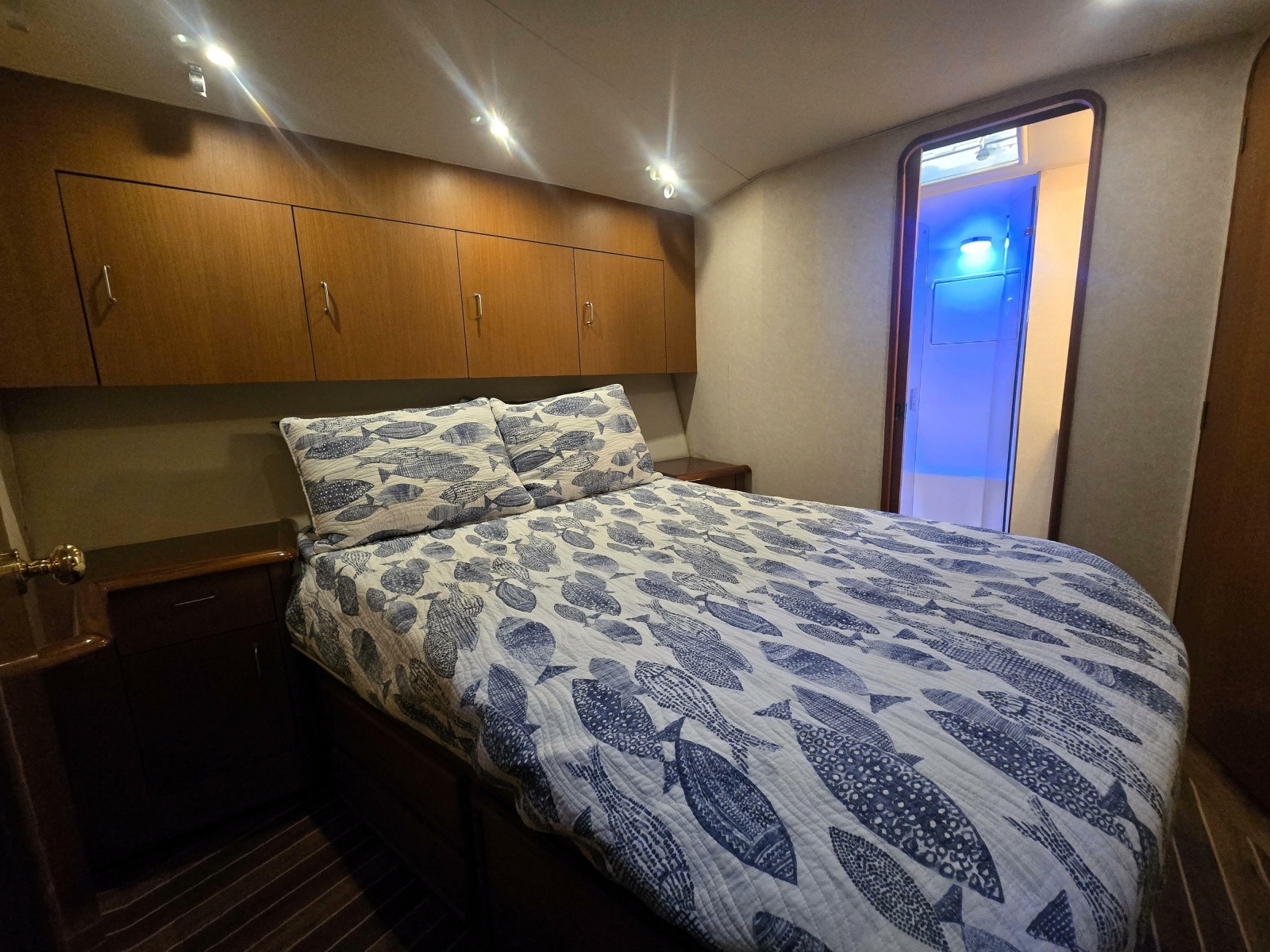 2001 Ocean Yachts 43 Super Sport