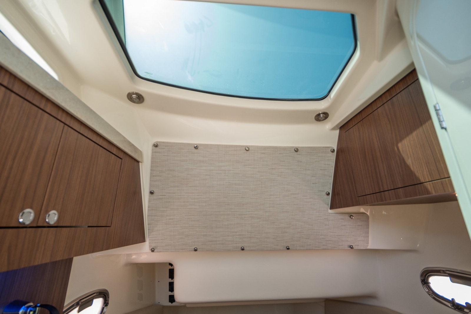 Boston Whaler 380 Outrage - Worth the Tiempo