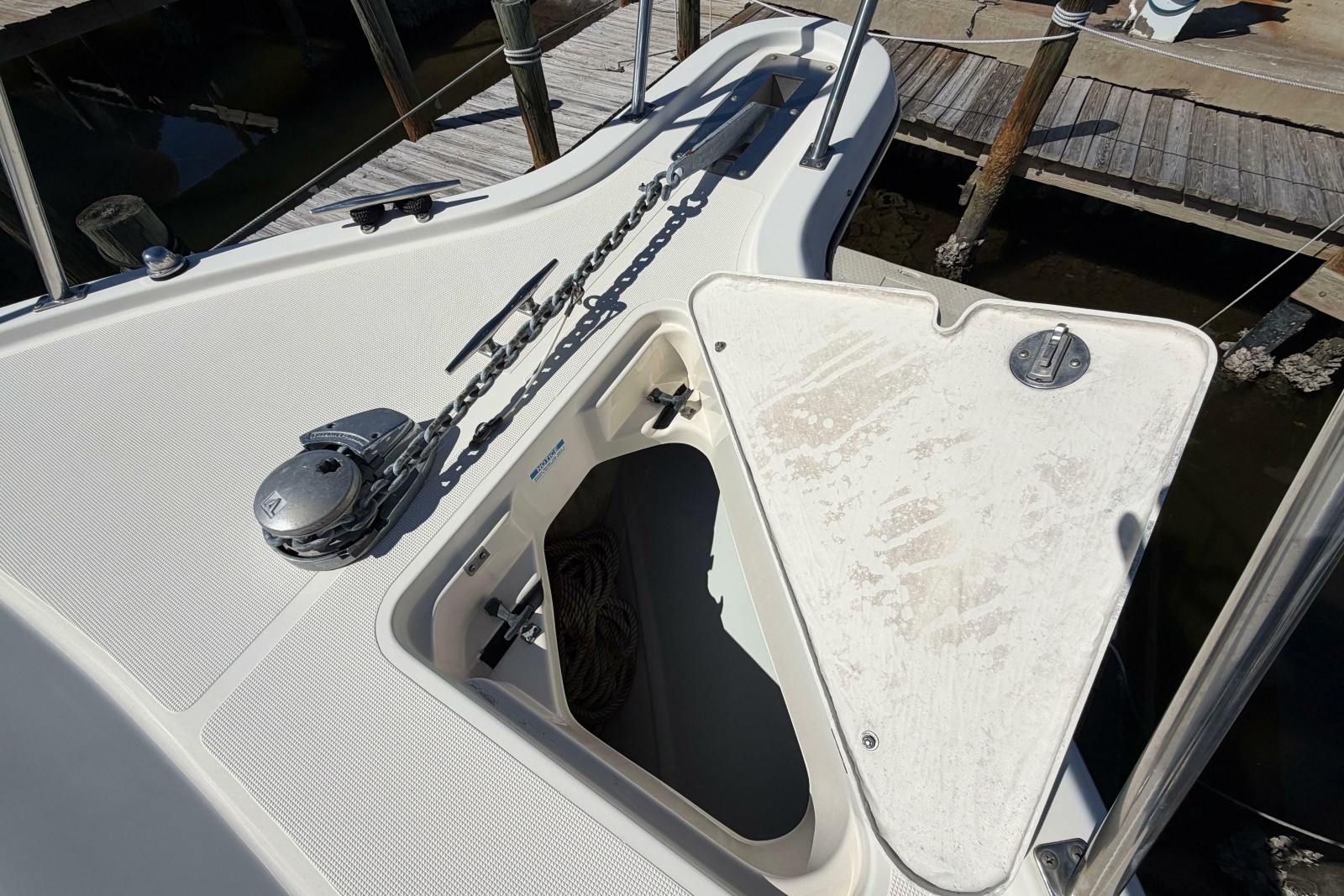 2001 Pursuit 3000 Express