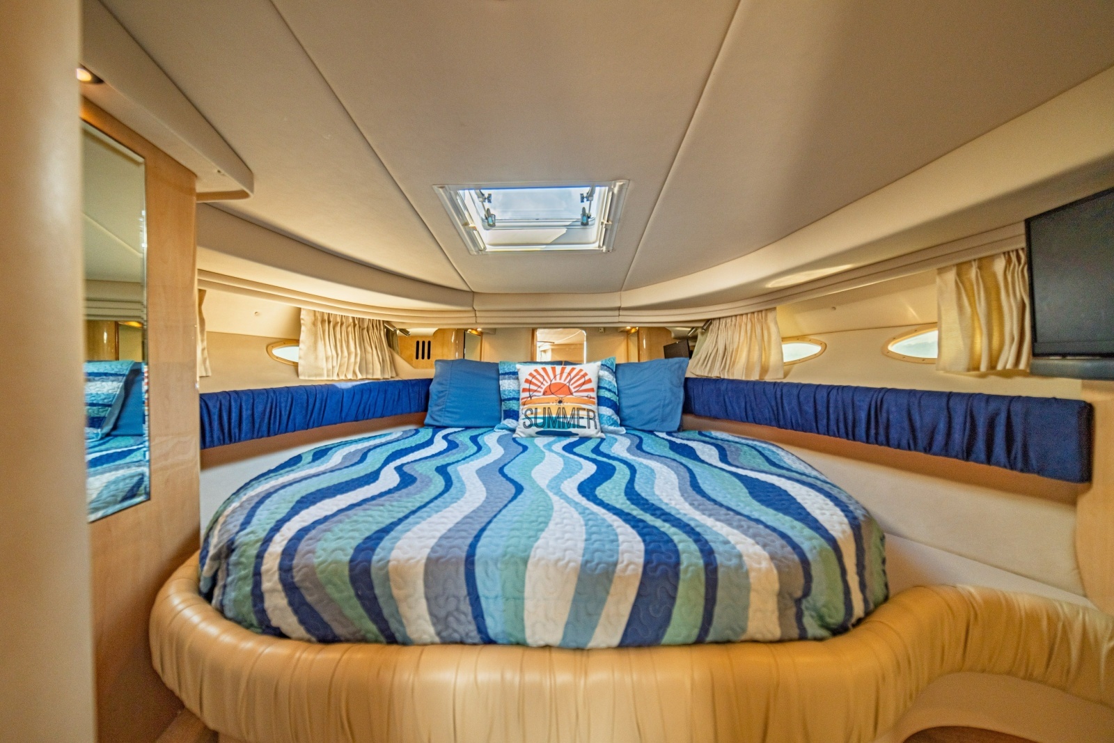 2001 Sea Ray 380 Sundancer
