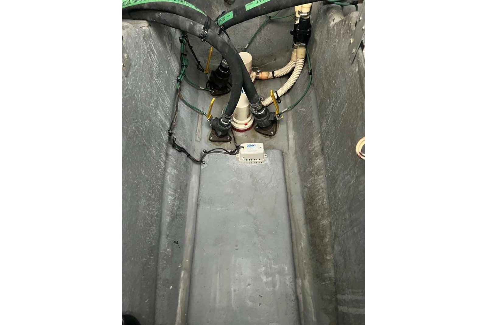 2001 Sea Ray 380 Sundancer