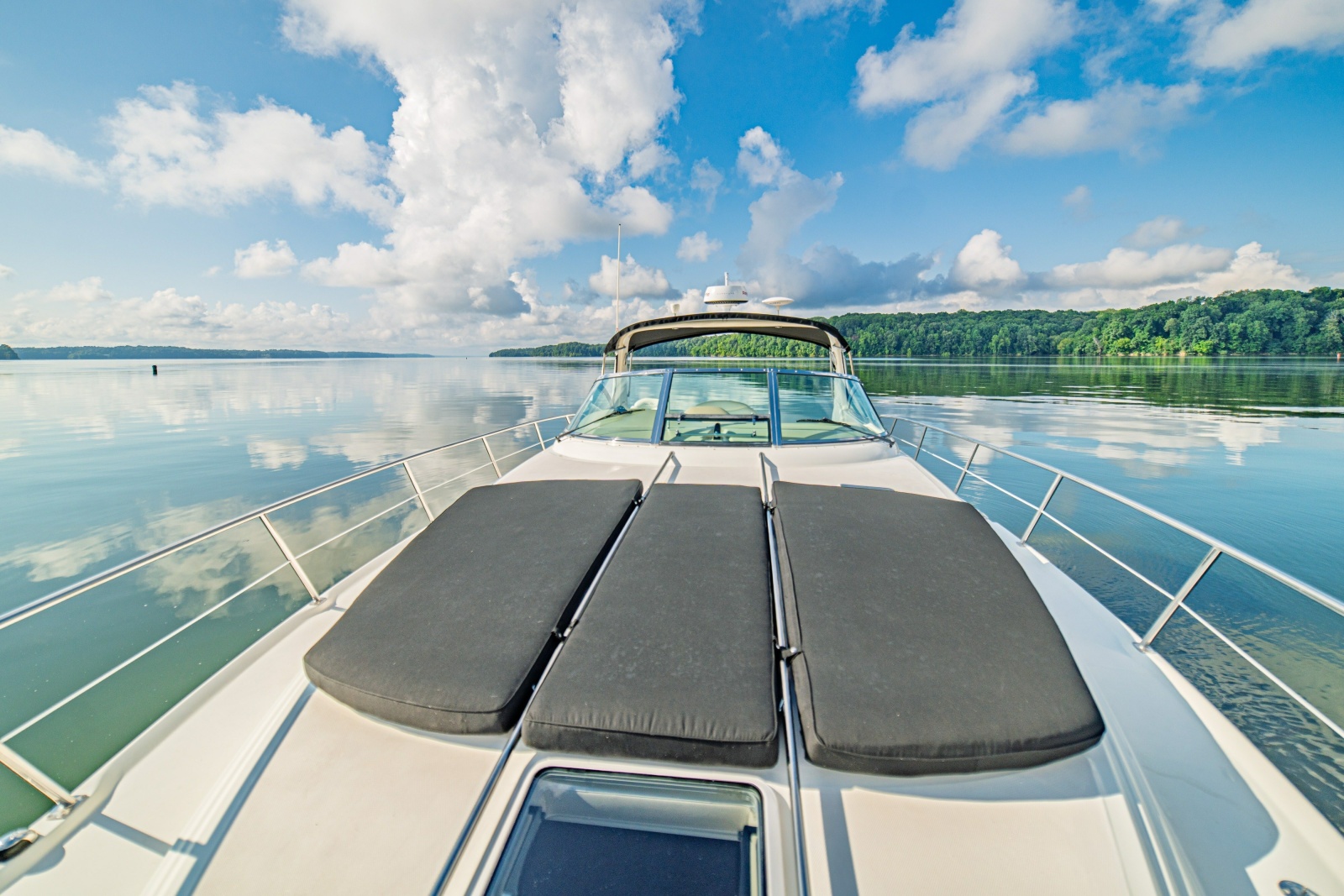 2001 Sea Ray 380 Sundancer