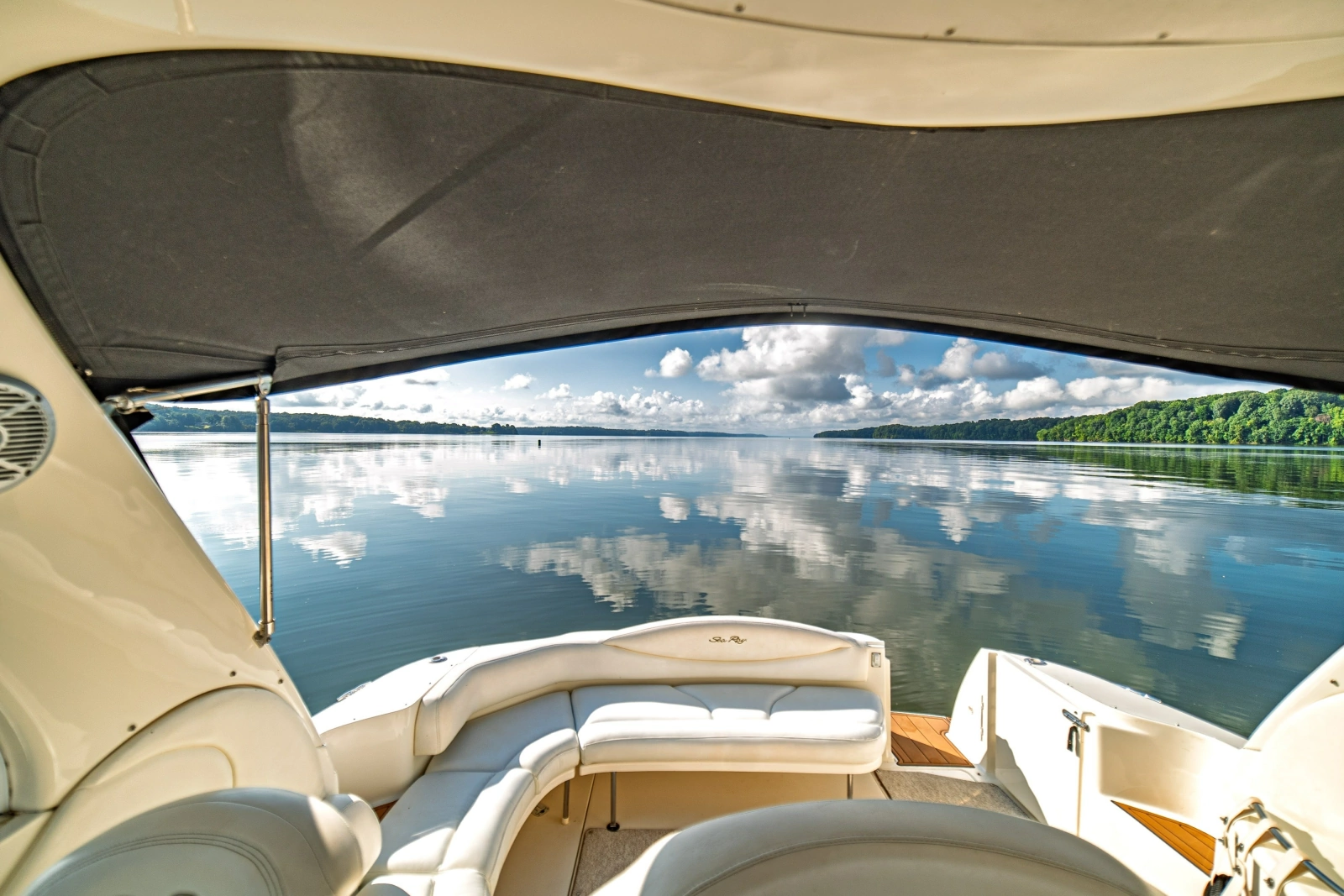 2001 Sea Ray 380 Sundancer