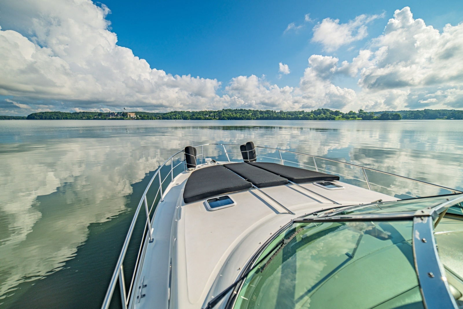2001 Sea Ray 380 Sundancer
