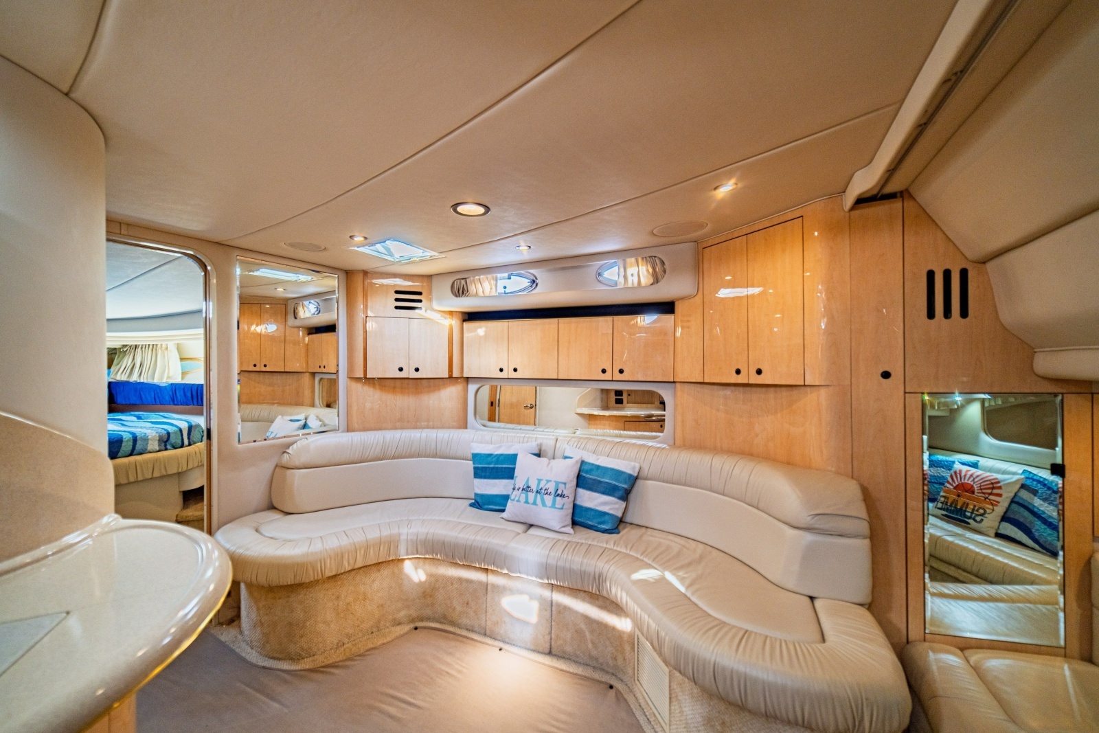 2001 Sea Ray 380 Sundancer