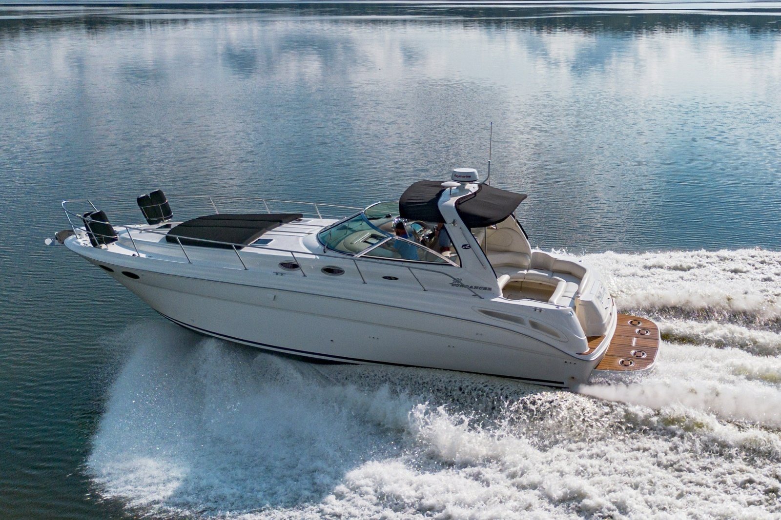 2001 Sea Ray 380 Sundancer