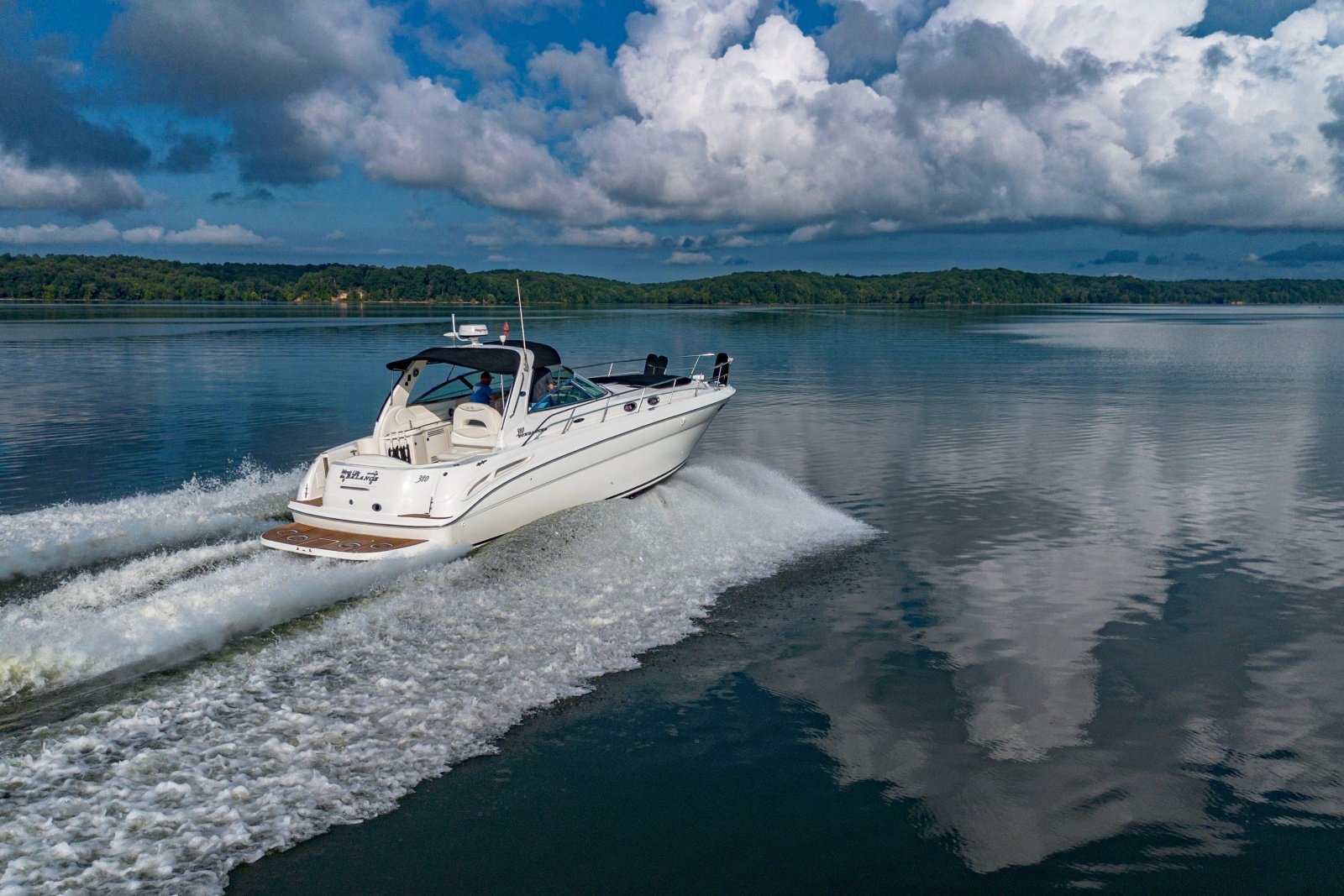 2001 Sea Ray 380 Sundancer