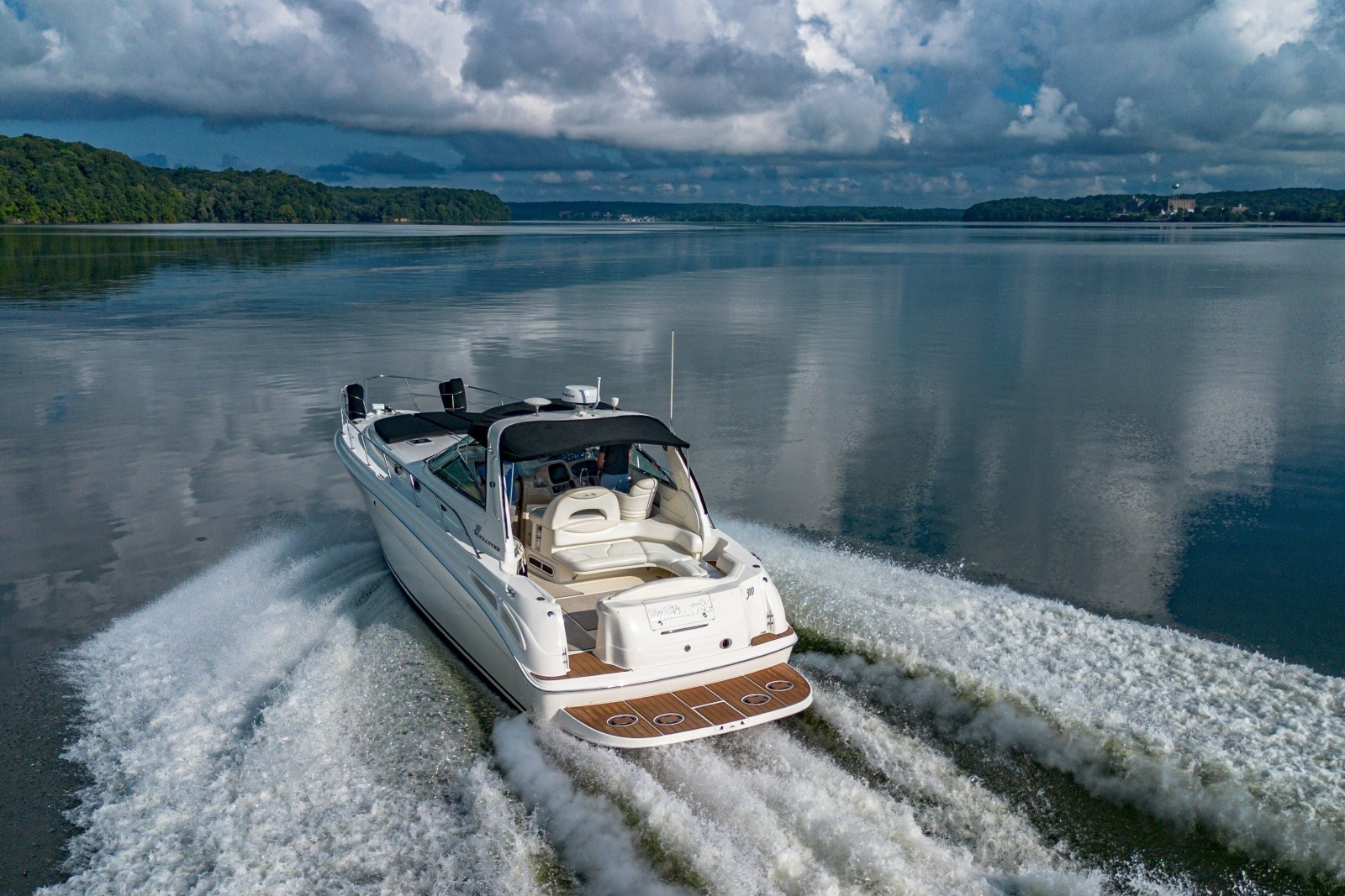 2001 Sea Ray 380 Sundancer