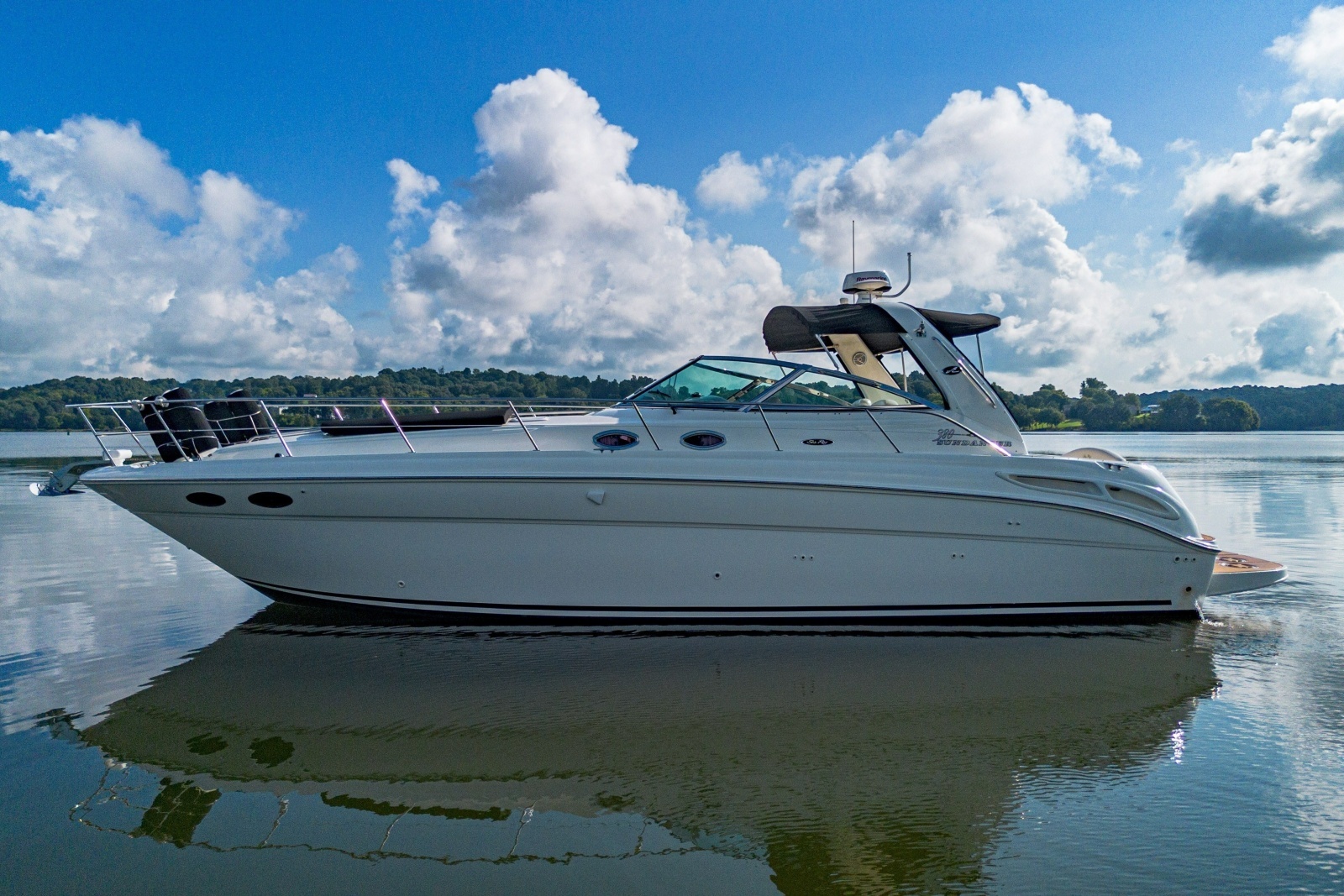 2001 Sea Ray 380 Sundancer