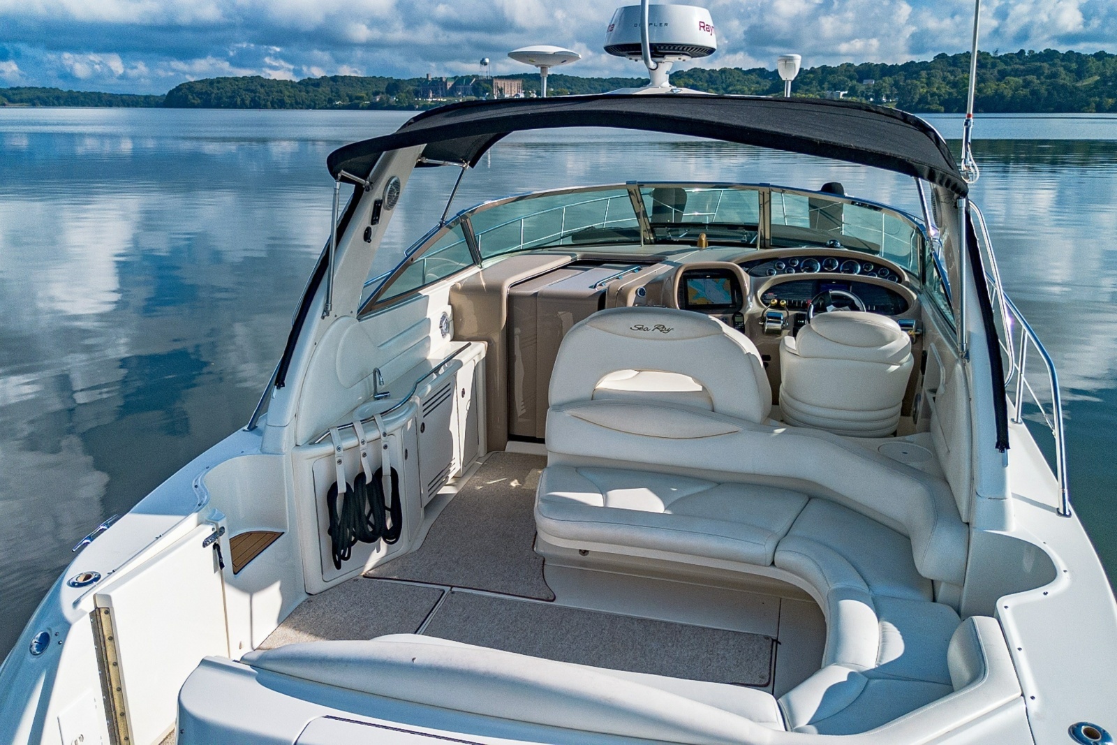 2001 Sea Ray 380 Sundancer