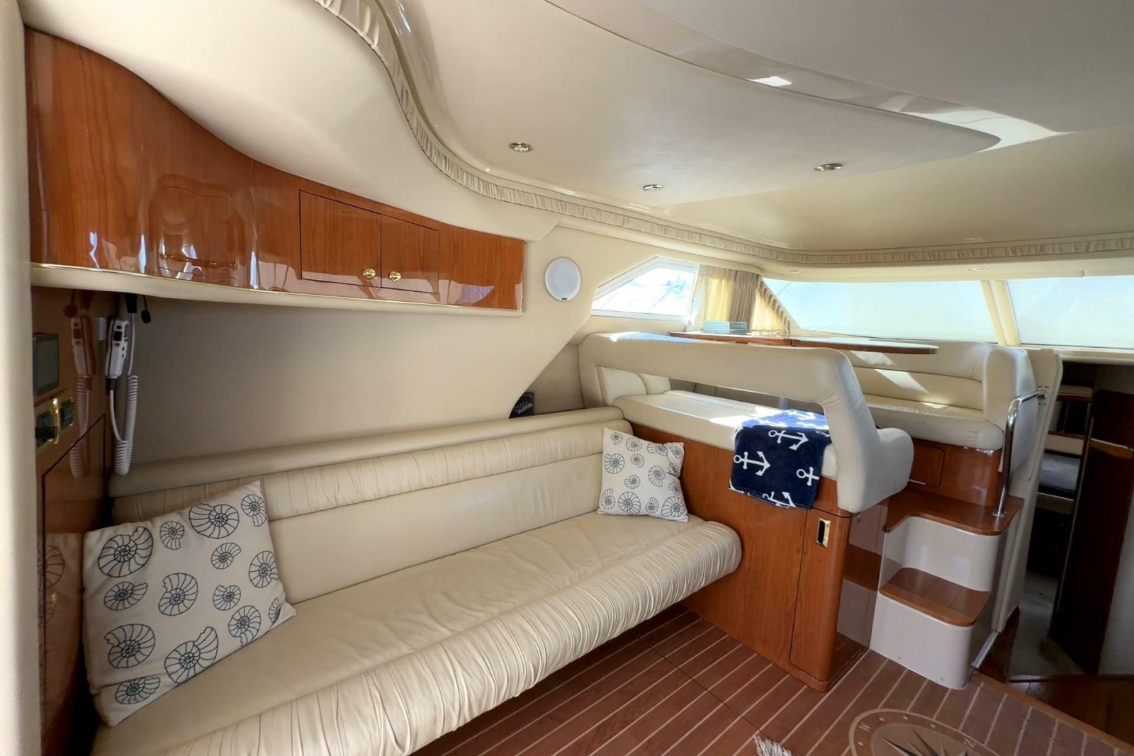 2001 Sea Ray 400 Sedan Bridge