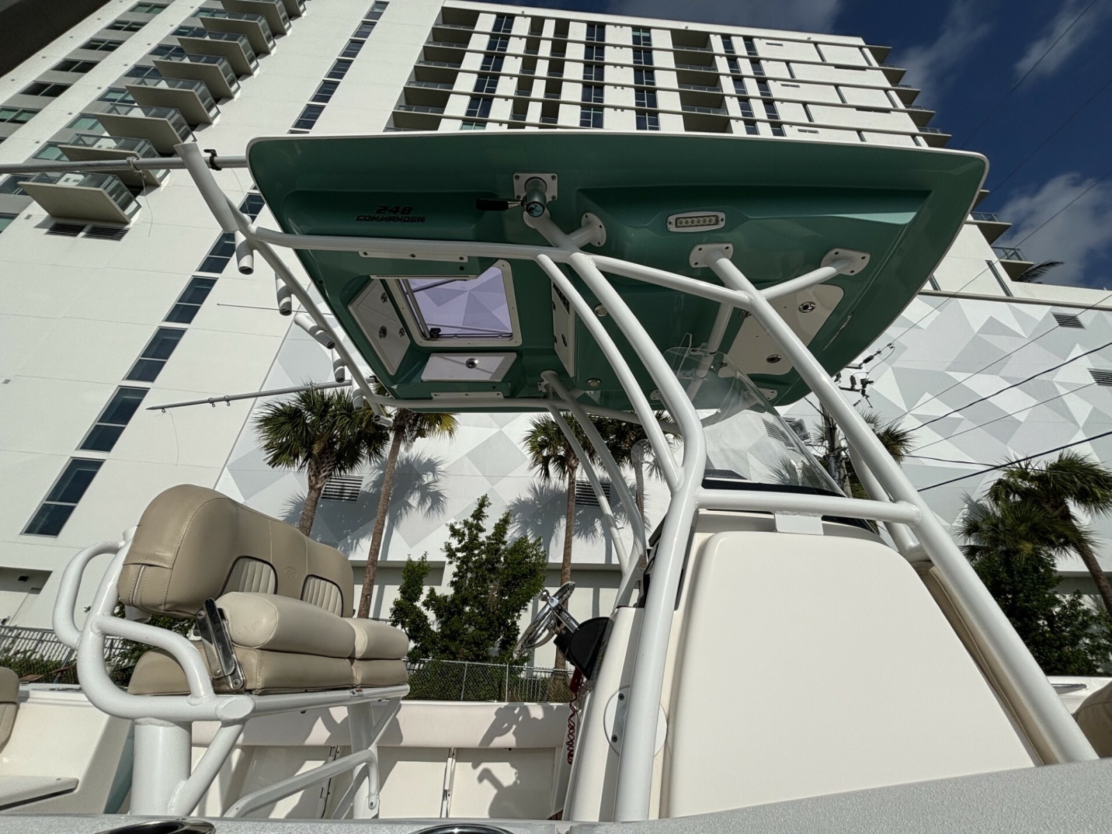 2018 Sea Fox 248 Commander