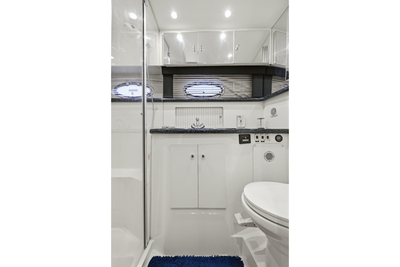 2000 Carver 406 Aft Cabin Motor Yacht