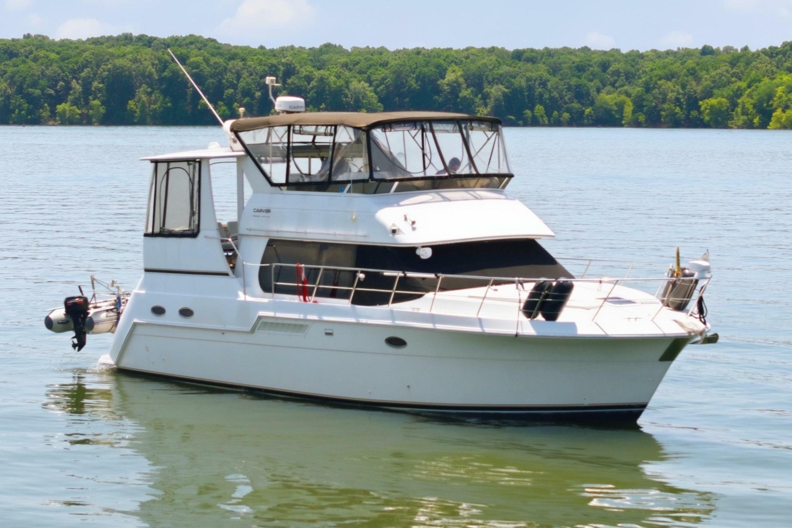 2000 Carver 406 Aft Cabin Motor Yacht