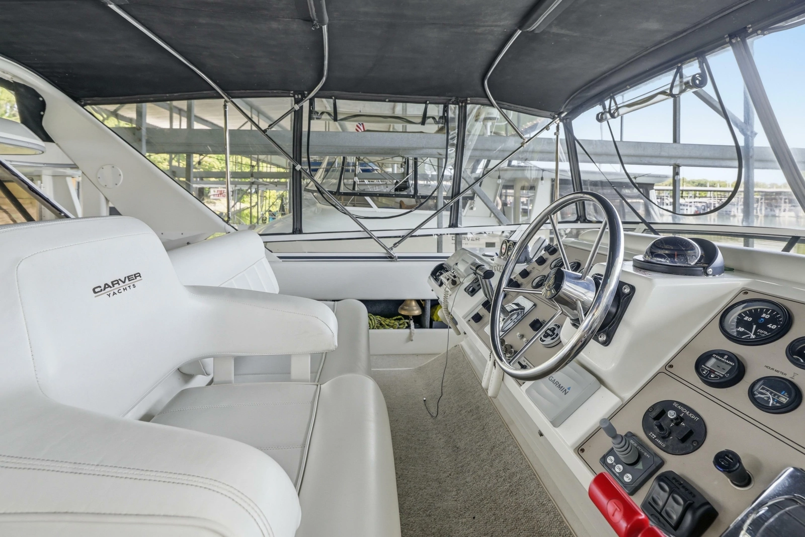 2000 Carver 406 Aft Cabin Motor Yacht